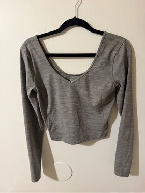 lululemon athletica Heathered Gray Long Sleeve V-Neck Top
